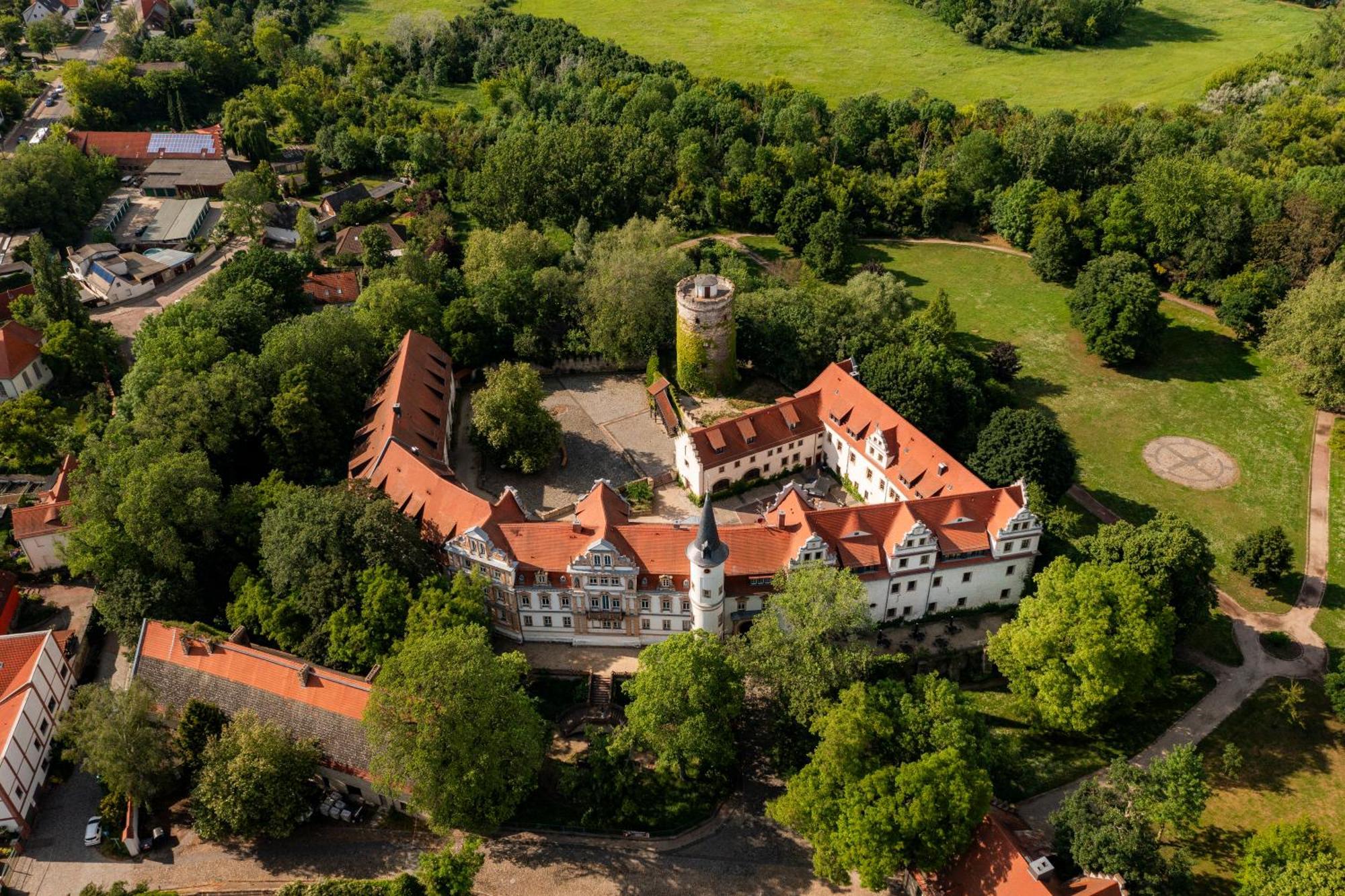 Hotel Schloss Schkopau Exterior foto